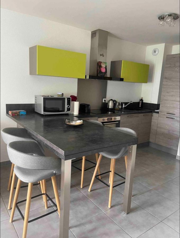 Appartement 4 Personnes Proche Lac Saint Point Montperreux Extérieur photo